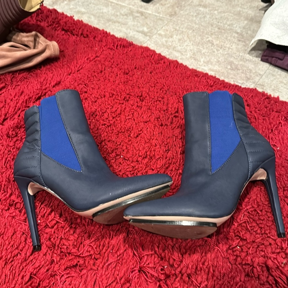Blue leather booties - Picture 11 of 11